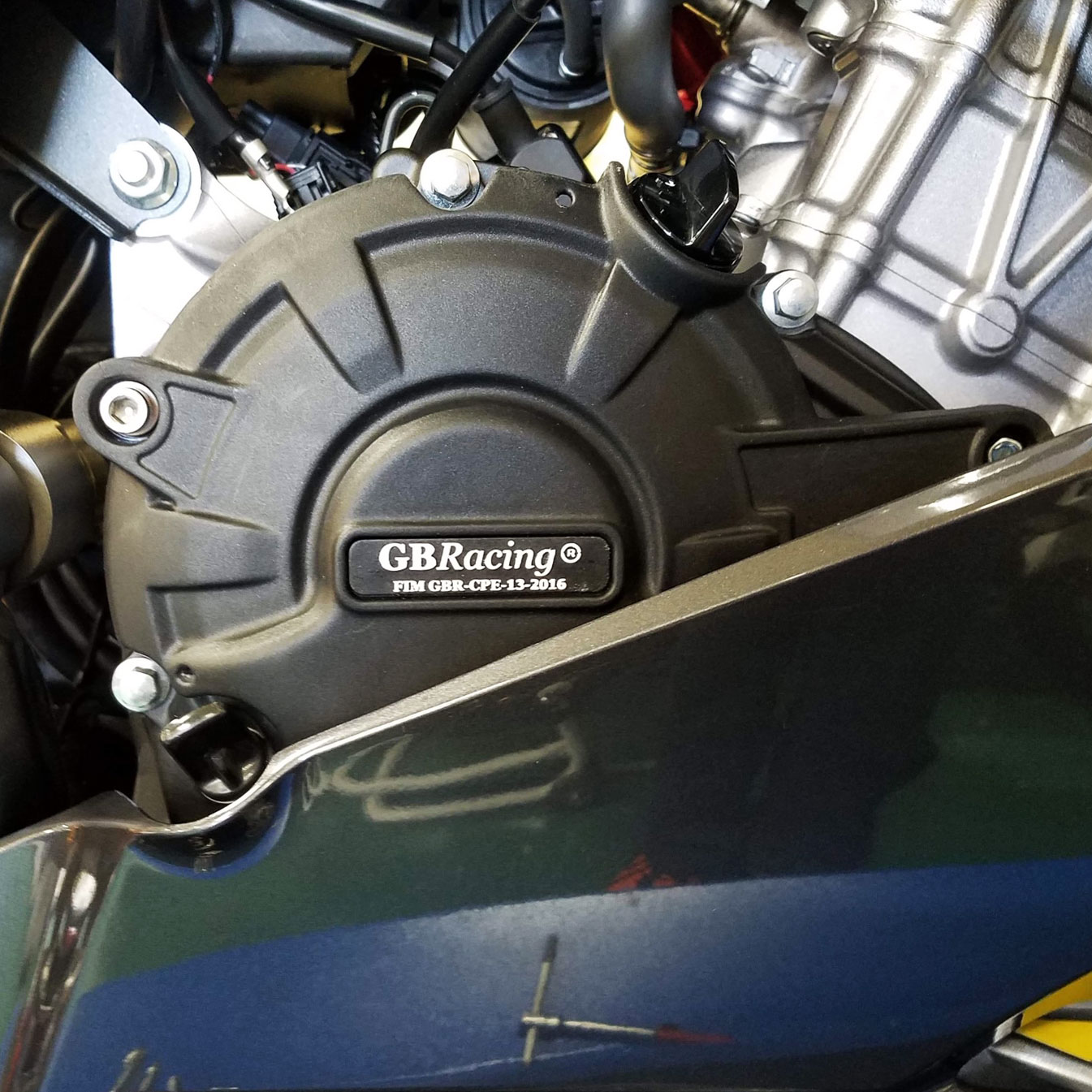 22415円 買い保障できる GBRacing ジービーレーシング エンジンカバーセット CBR250RR